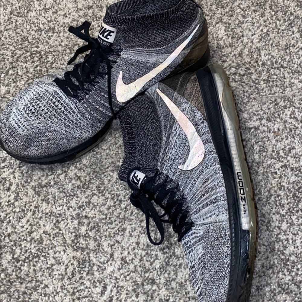Men’s Nike Zooms! Worn a few times great condition